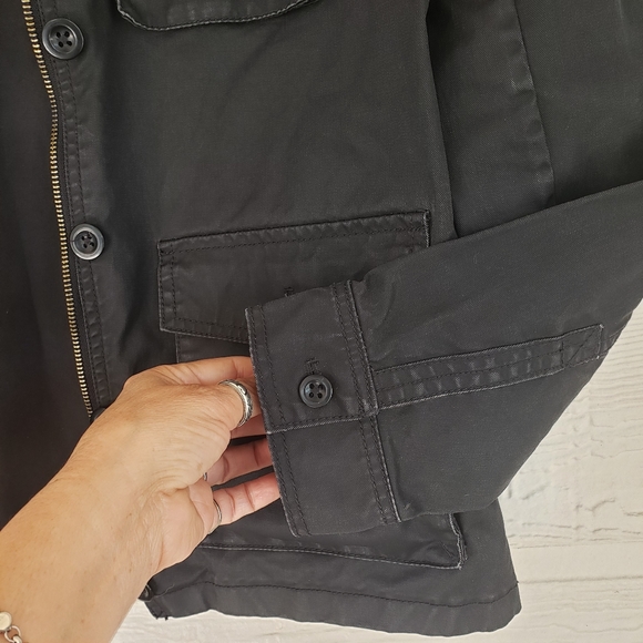 J Crew Utility Jacket Washed & aged black Jacket pockets Relaxed fit Jacket - Picture 3 of 9